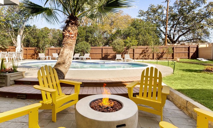 North San Antonio - SAT Maison | NEW! Fully Loaded w/ Heated Pool, Hot Tub & Games!