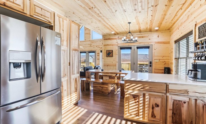 Canaan Valley Maison | New home offers spectacular Canaan Valley views. Welcome to Dreamers Nest!
