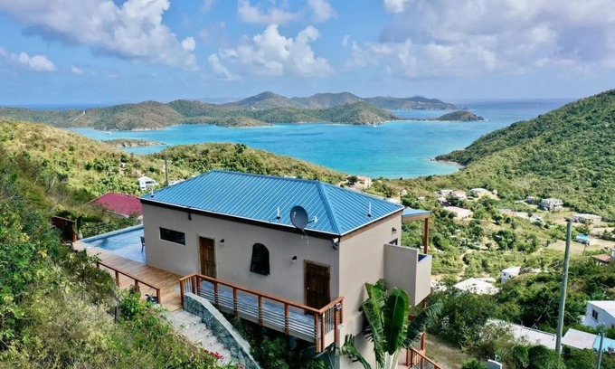 Estate Emmaus Maison | New home, Privately nestled w/ your own pool and spectacular views! Backup Power