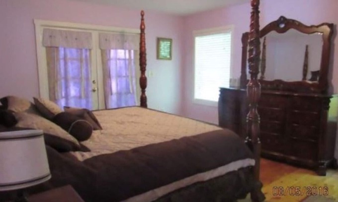 Ossipee Maison | Lovers Nest Vacation Home