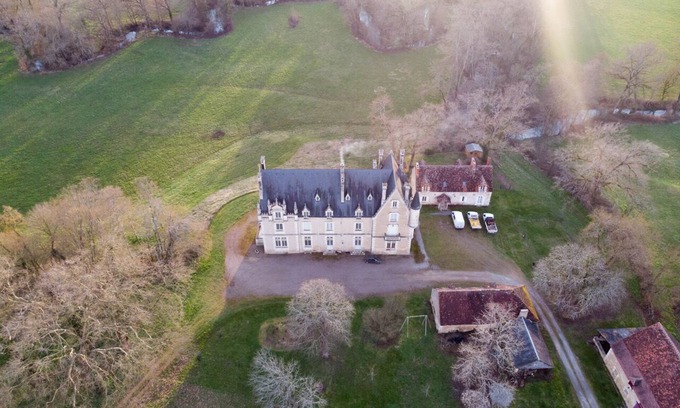 Arthon Maison | NOUVEAU- Grand gîte calme et indépendant, plein sud, jardin clos