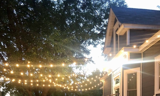 West Seventh Maison | NEW LISTING! Charming & Sparkly Saint Paul; 3 blocks to Excel. Walk everywhere!