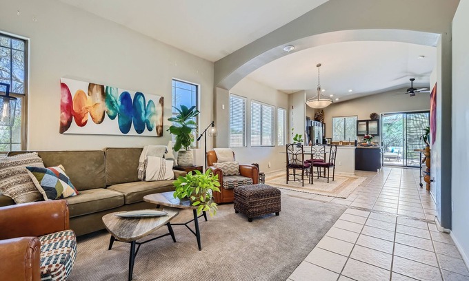 Desert View Village Maison | NEW LISTING: Enjoy Fall or Winter in Cave Creek