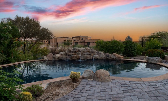 Mirabel Village Maison | NEW LISTING! Luxury Oasis: Spacious Getaway by RedAwning