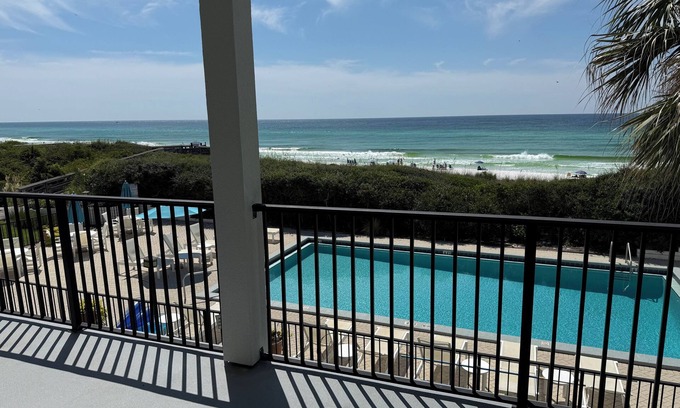 Dune Allen Beach Copropriété | New Listing Specials - Palms of Dune Allen 207! Stunning 3 Bed Gulf Front!