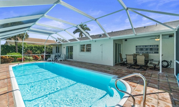 Marco Island Maison | New Listing Special ~ 10% off Sept Stays! Perfect Family Escape at Cozy Pool Home Close to Beach