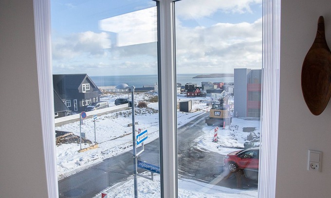 Hoyvik Appartement | New - Luxurious - View - 2 BR