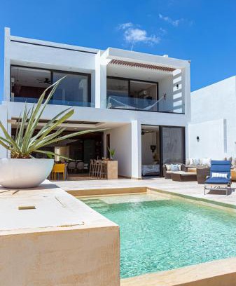 Ixil Maison | New Luxury Beachfront house!