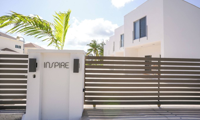 Nassau Copropriété | NEW Luxury Condo/Location/Pool/Beach/Baha Mar UNIT 4