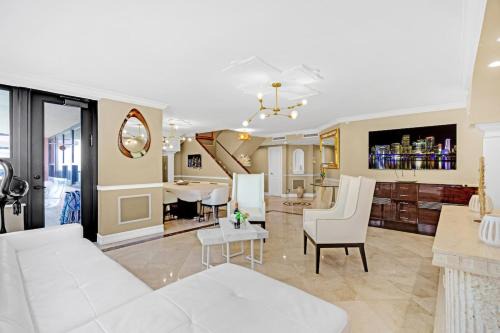 Mid Beach Appartement | New Luxury Miami Beach private beach