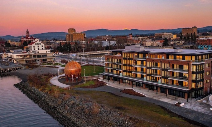 Central Business District Copropriété | New, Modern 2BR Condo in Bellingham Waterfront District- Close to Downtown & WWU