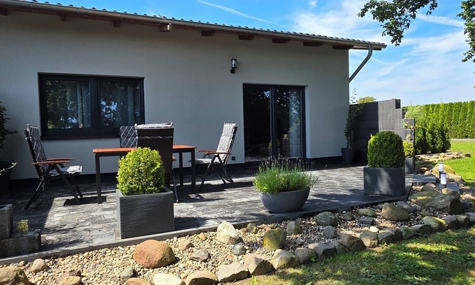 Groß Ernsthof Appartement | New modern 76m2 vacation apartment at the gateway to the island of Usedom