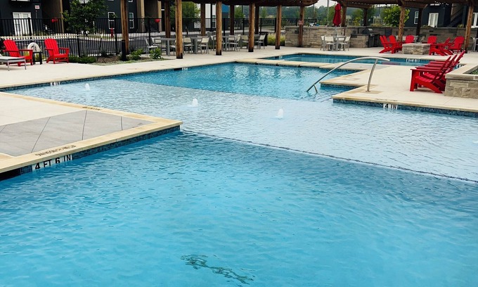 Marble Falls Appartement | New modern, Pool, Gym, Game room, Min from Baylor Scott Hosptial.