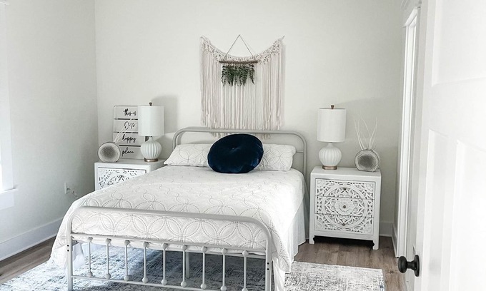 Grottoes Maison | New modern ranch house in adorable small town