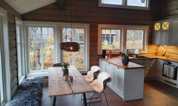 Tyinkrysset Maison | New, Mountain paradise, fishing, biking, mountaineering