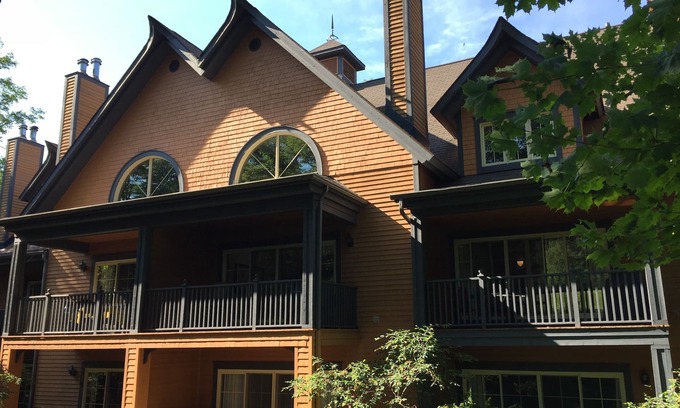 Mont-Tremblant Appartement | *New!* Mountain Resort Condo with Spa & Pools