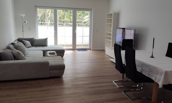 Odenthal Appartement | New, quiet 90 m² basement 2-room apartment near Cologne with terrace