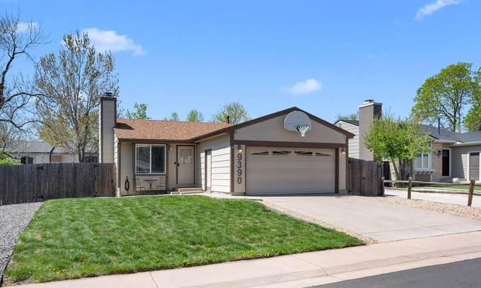 Marston Maison | New! Recently Updated- Near Parks & Rec Center, Fenced Yard- 30 Day Rental