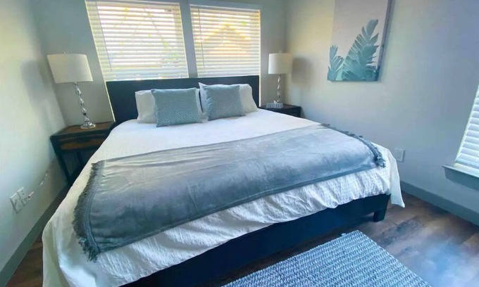 Lower Greenville Maison | ⭐️ NEW Renovated Modern Home in Lower Greenville ⭐️