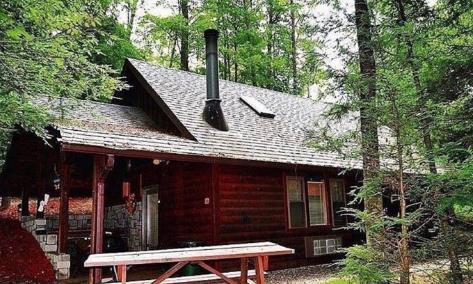 Lansing Cabine | New River Gorge Cabins-The Gathering Place Near New River Gorge NP & Preserve.