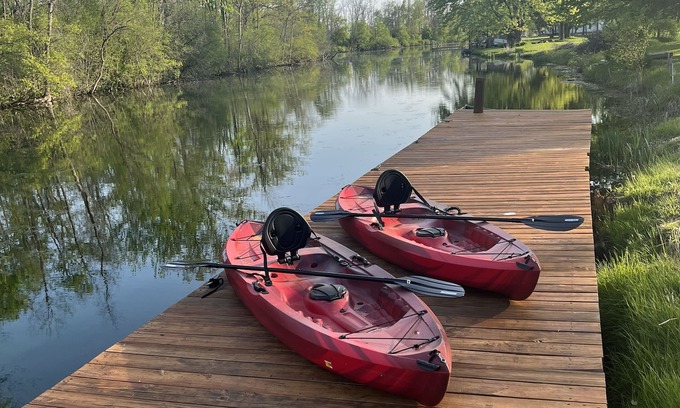 Waterloo Cabine | NEW! Rivers Edge Cabin