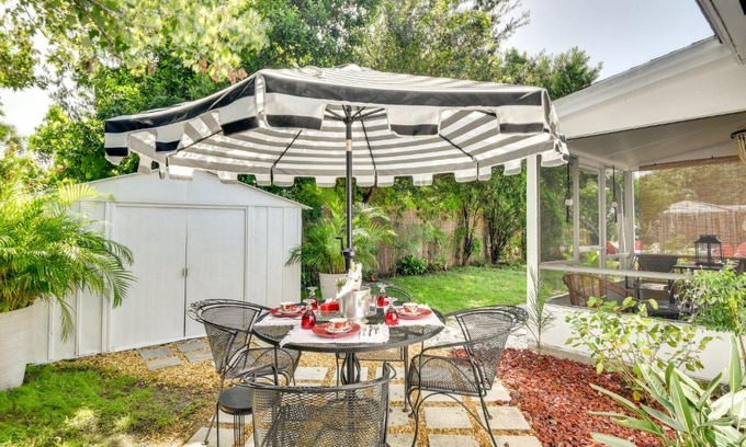 New Smyrna Beach Maison | New Smyrna Beach Vacation Rental with Patio and Grill!
