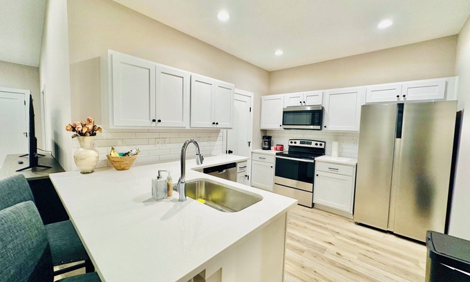 Wichita Maison | New, Cozy and Spacious 4-bedroom house in Wichita