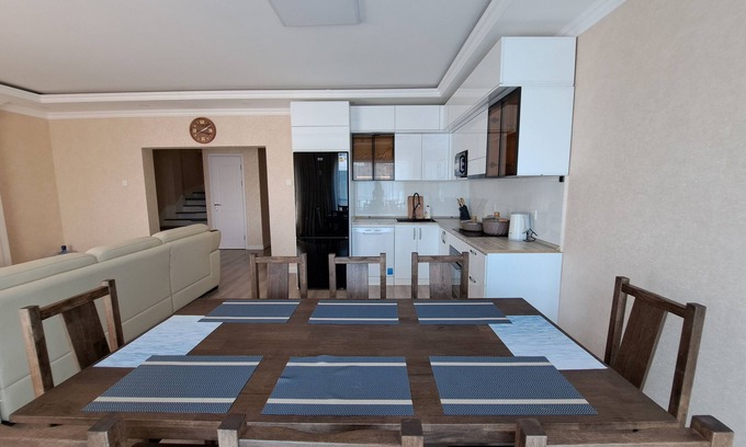 Downtown Ulaanbaatar Appartement | New Spacious Penthouse 43