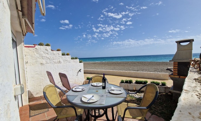 Bahia Dorada Appartement | NEW Studio Lena - LUXURY SEA VIEW APTS FREE WIFI, A/C, SAT TV, POOL,