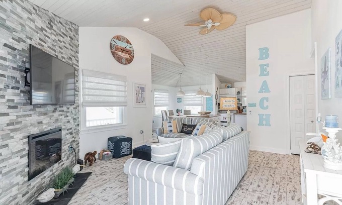 South End Copropriété | New Summer OCNJ South End Home! Month of August Available!