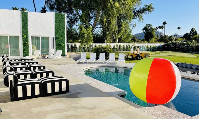 Paradise Valley Village Maison | *NEW* Sunny Beach - Paradise Valley Treasure!