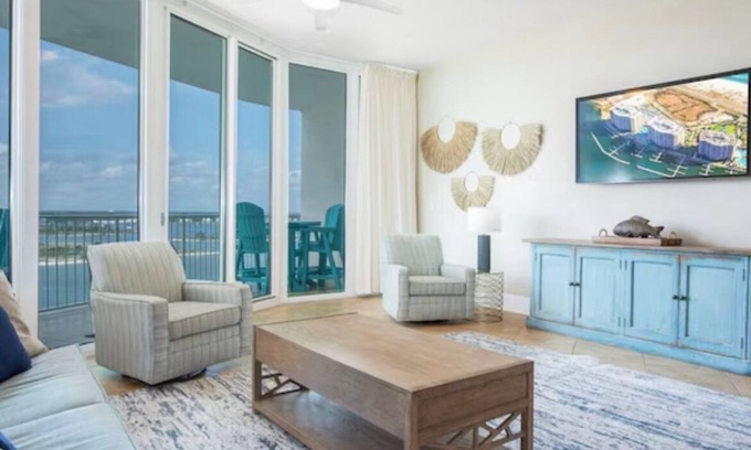 Orange Beach East Copropriété | NEW TO RENTAL!! PENTHOUSE 2 BED 2 BATH STUNNING UNIT!