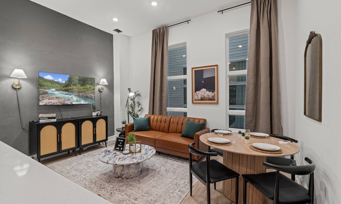 Center City East Appartement | New townhouse SLEEP 4 Best NEW Spot-Old City Philly