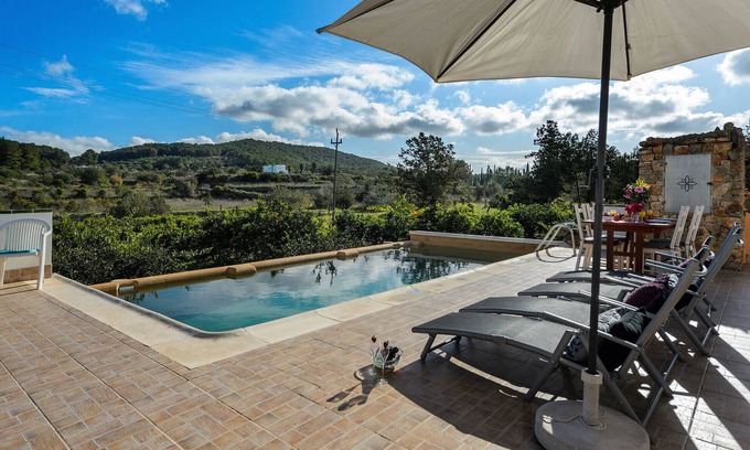 Sant Joan de Labritja Villa | New! Villa DAVYVIC - Deux Chambres Villa, Couchages 4