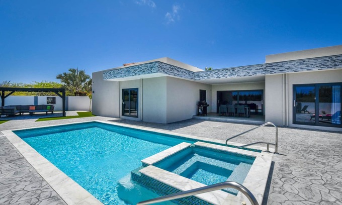 Boroncana Villa | New Villa Luel/3BR/Priv Pool/ 5 min to Palm Beach