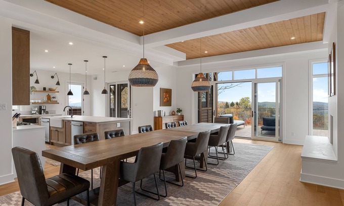 Versant Soleil Maison | NOUVEAU ! Villa Panorama | Piscine | Jacuzzi Privé