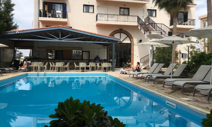 Paphos Appartement | New York Plaza Hotel Apartments