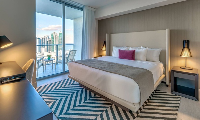 South Lake Appartement | NOUVEAU CornerSuite 2019 Amazing WaterViews + 22TH Floor