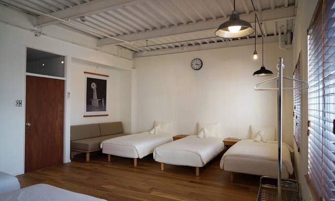 Kawara Machi Appartement | NEWCity centerPrivate10ppl1min stationdesign / Takamatsu Kagawa