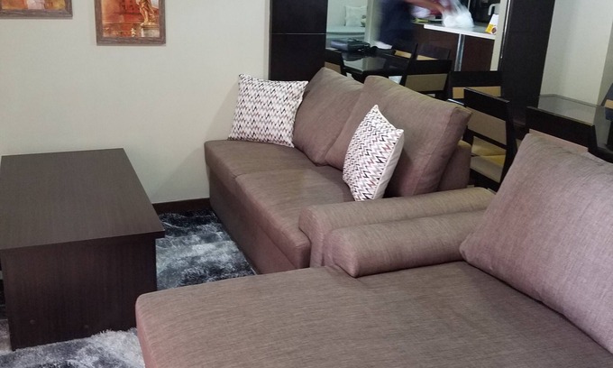 Ermita Night District Copropriété | PLUS RÉCENT AMÉLIORÉ 2 CHAMBRES ENTIÈREMENT MEUBLÉ avec wifi