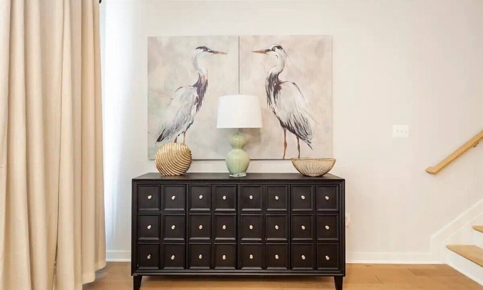 Upper Marlboro Maison | Newly and lavishly furnished 3-bedroom townhome in Bowie to enjoy your stay