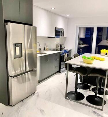 La Petite-Patrie Appartement | Newly built 1BR in the little Italy