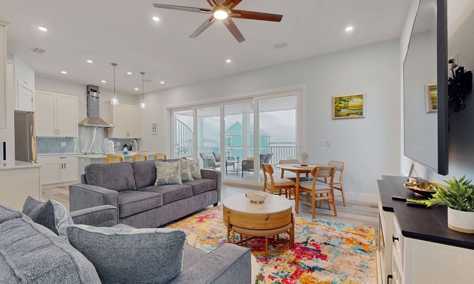 Navarre Beach Maison | Newly built home near beach with sound view, balcony, WiFi, W/D & AC