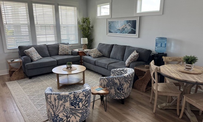 Wilmington Beach Maison | Newly Constructed 3 Bedroom Home - Rooftop Deck-Close to Beach in Carolina Beach