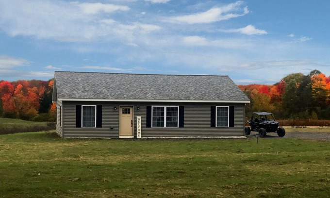 Lyons Falls Maison | Newly constructed home on OHV Snowmobile ATV Trail System!
