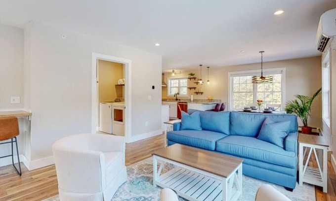 Gorham Appartement | Newly Constructed Two-BR Retreat Near Portland