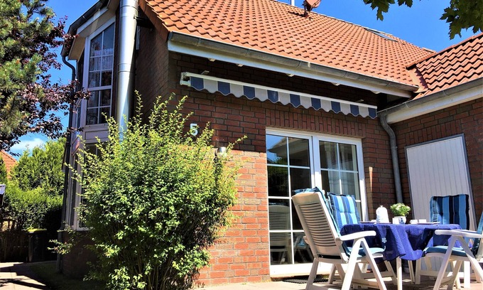 Neßmersiel Maison | Maison de vacances récemment meublée près de la digue bien adaptée aux familles avec WiFi