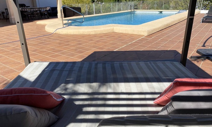 Javea Villa | Villa de luxe récemment rénovée, grande piscine privée, superbes vues et proche de la plage