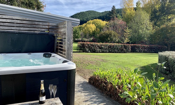 Dyerville Maison | Le labyrinthe, Martinborough