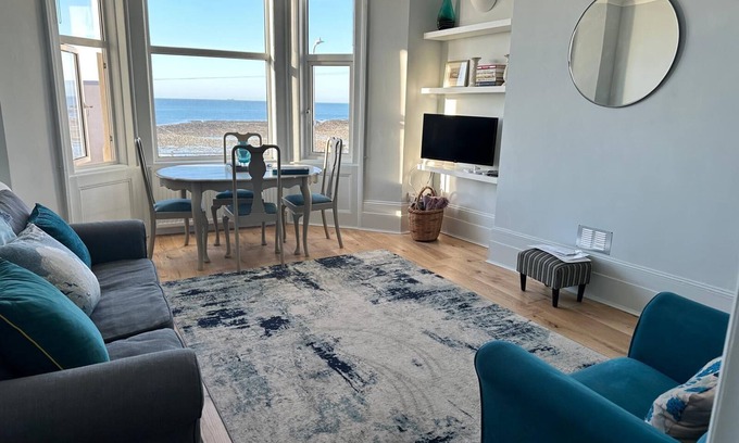 Margate Appartement | Newly Refurbished - Margate Seascape Retreat - Direct Sea Views